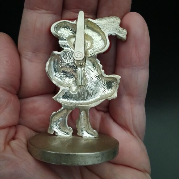 AJMC Glamorous Grandma Figurine Metal Note Clip Gift for Grandma 2.5 inch tall - Picture 3 of 8